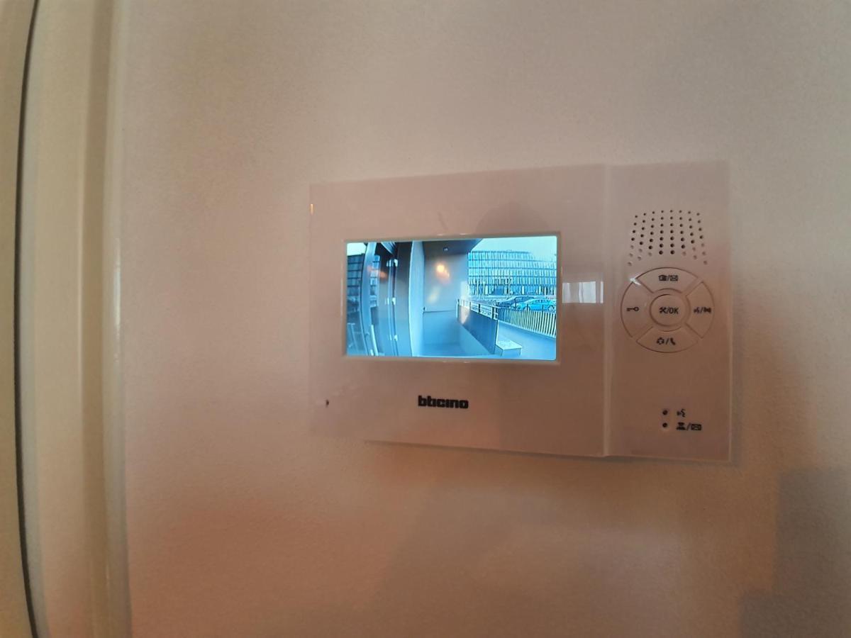 Executive Apartment Avantgarden Coresi Brasov Bagian luar foto