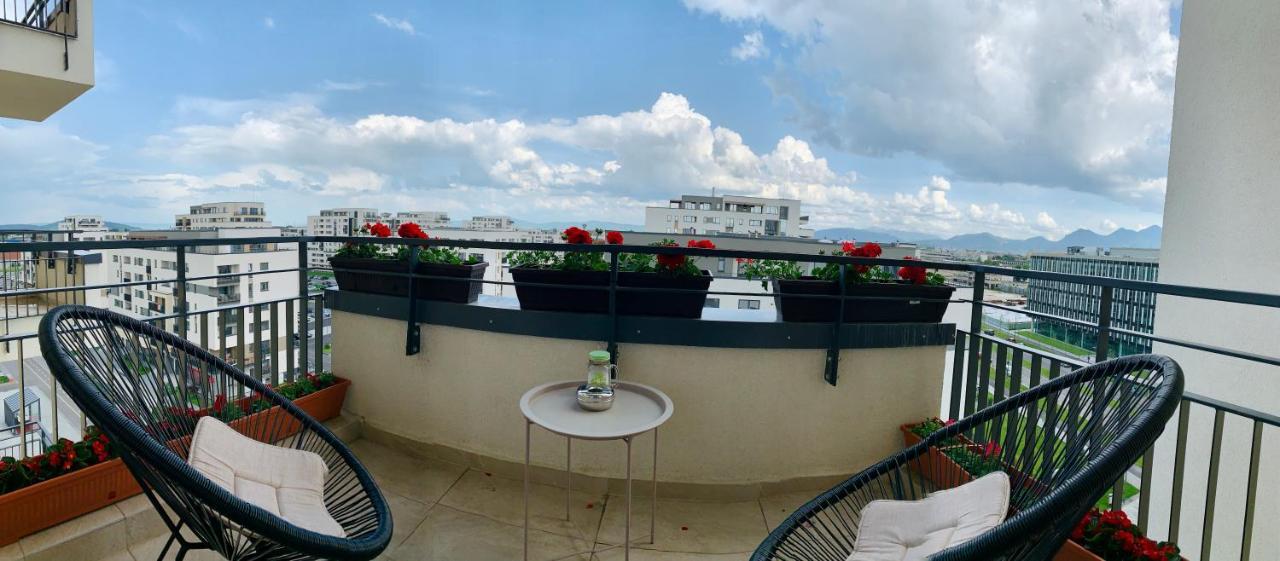 Executive Apartment Avantgarden Coresi Brasov Bagian luar foto