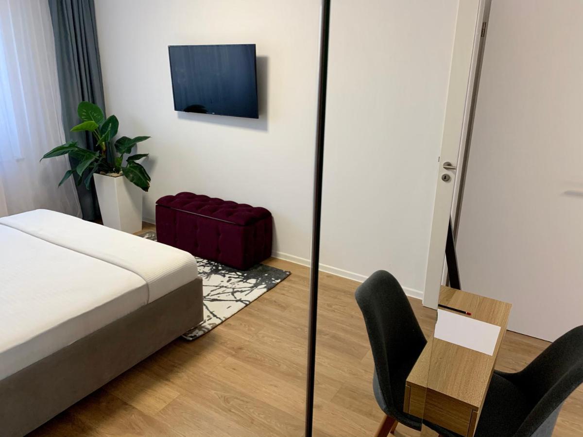 Executive Apartment Avantgarden Coresi Brasov Bagian luar foto