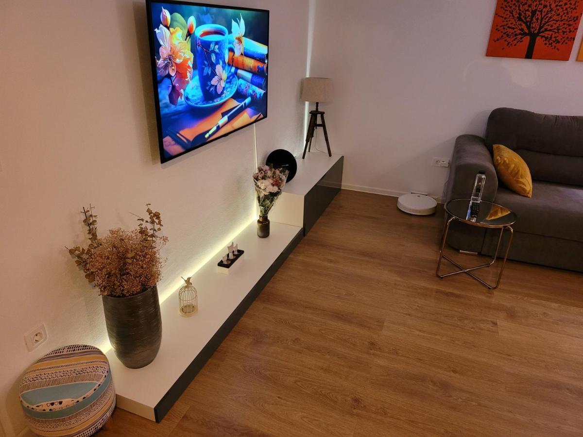 Executive Apartment Avantgarden Coresi Brasov Bagian luar foto